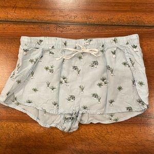 PJ SALVAGE | pajama bottom shorts | small